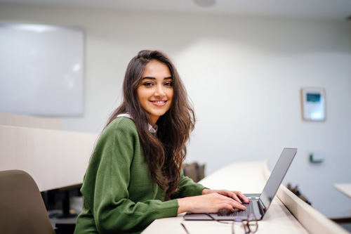 Student and early-career opportunities at Vyrian